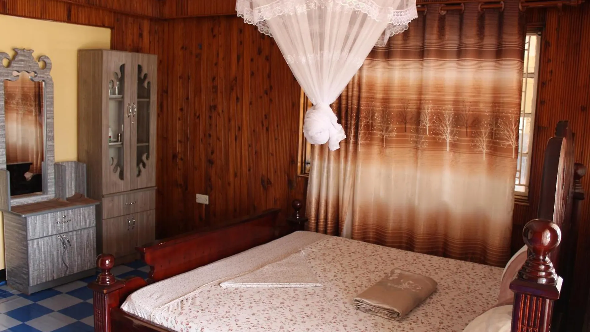Joyed 3 Motel Kampala Szálloda